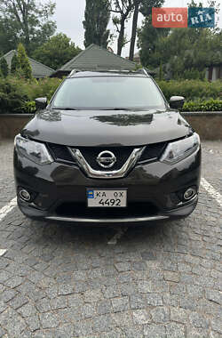 Позашляховик / Кросовер Nissan Rogue 2016 в 