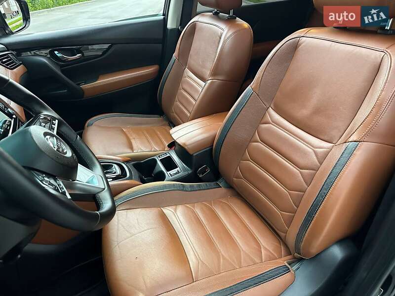 Позашляховик / Кросовер Nissan Rogue 2017 в Вінниці