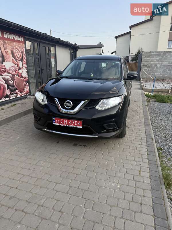 Позашляховик / Кросовер Nissan Rogue 2015 в 