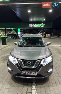 Позашляховик / Кросовер Nissan Rogue 2016 в Черкасах