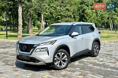 Внедорожник / Кроссовер Nissan Rogue 2021 в 