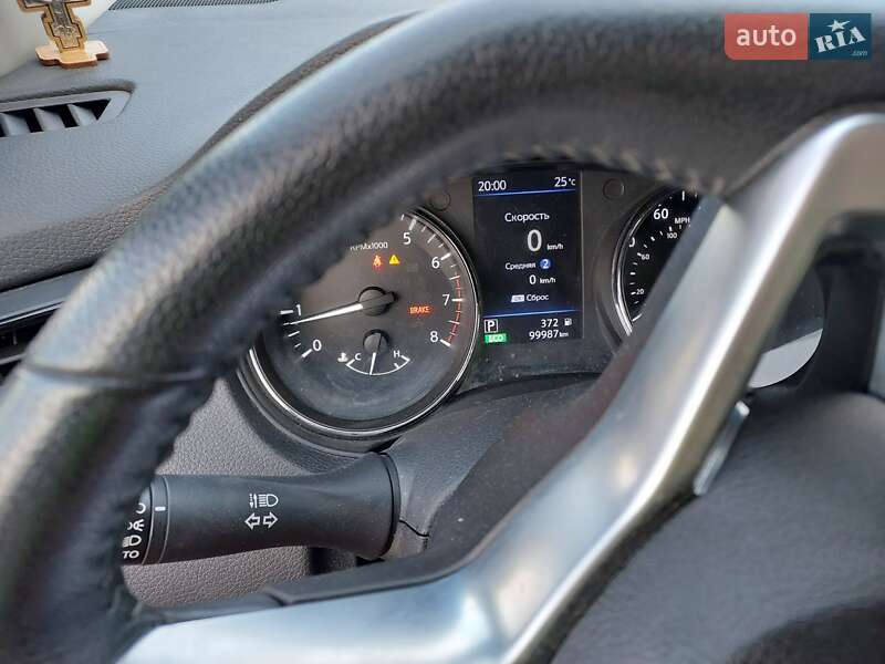 Внедорожник / Кроссовер Nissan Rogue 2019 в Киеве