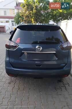 Внедорожник / Кроссовер Nissan Rogue 2014 в 