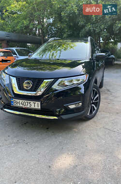 Внедорожник / Кроссовер Nissan Rogue 2018 в Одессе