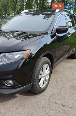 Внедорожник / Кроссовер Nissan Rogue 2015 в Чернигове
