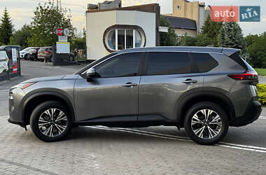 Внедорожник / Кроссовер Nissan Rogue 2023 в 