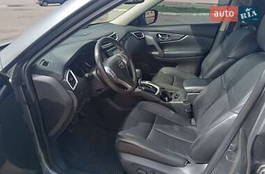 Внедорожник / Кроссовер Nissan Rogue 2014 в 