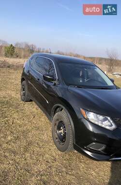 Внедорожник / Кроссовер Nissan Rogue 2015 в Обухове