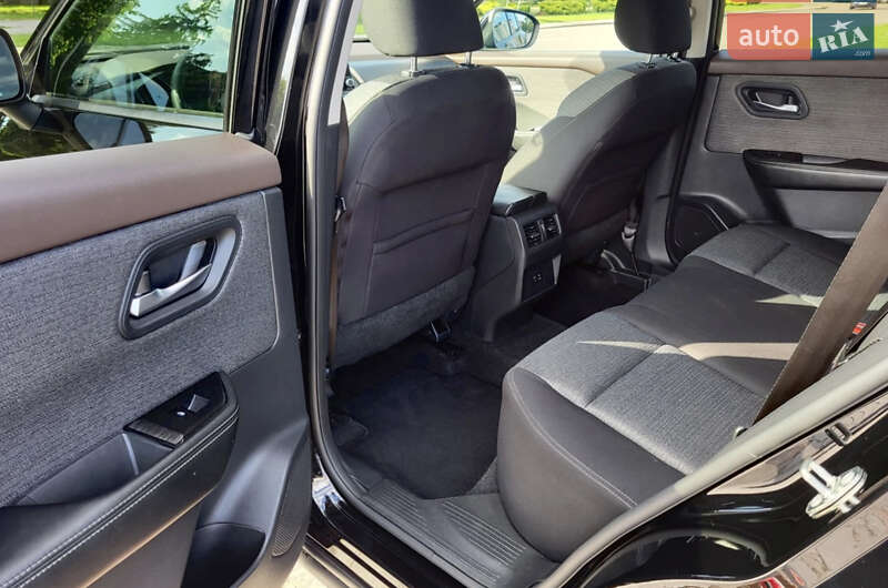 Внедорожник / Кроссовер Nissan Rogue 2021 в Кременчуге