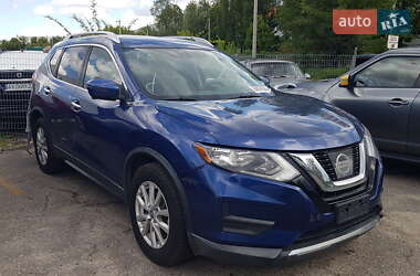 Позашляховик / Кросовер Nissan Rogue 2017 в 