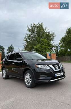 Внедорожник / Кроссовер Nissan Rogue 2018 в Ромнах