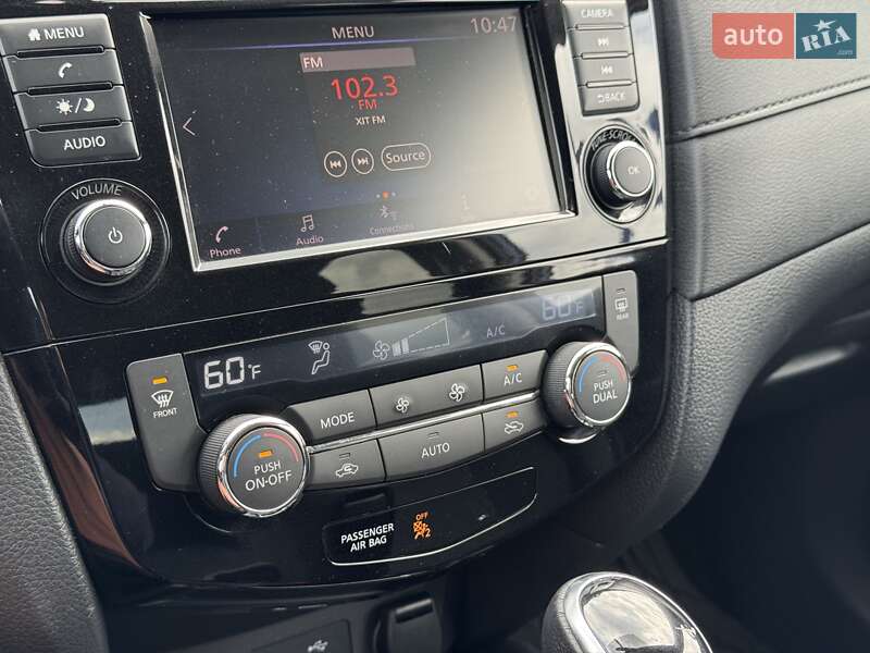 Позашляховик / Кросовер Nissan Rogue 2017 в Полтаві