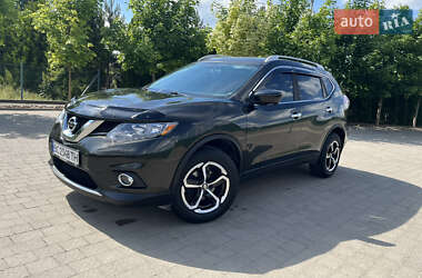 Позашляховик / Кросовер Nissan Rogue 2016 в Львові