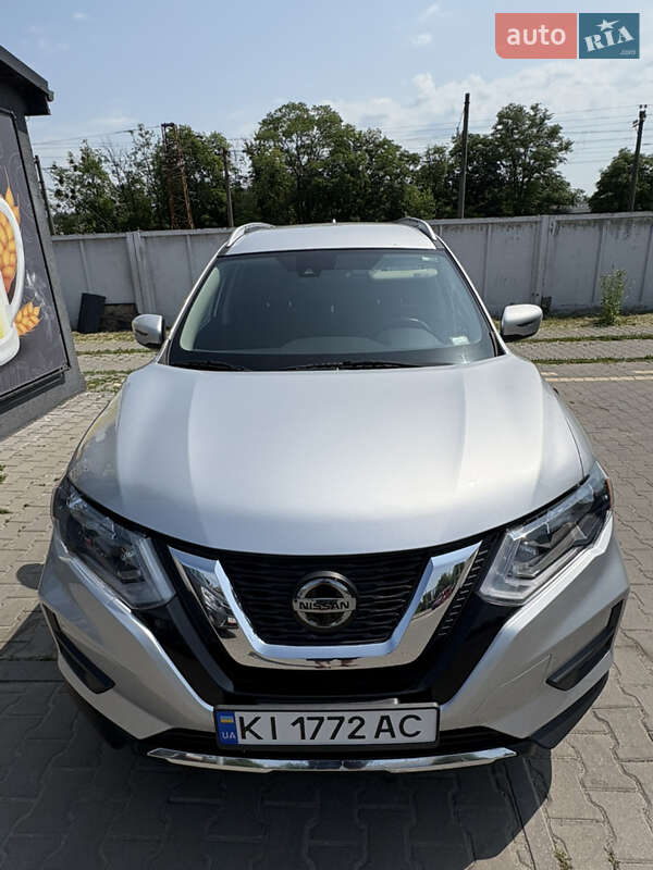 Позашляховик / Кросовер Nissan Rogue 2019 в Києві