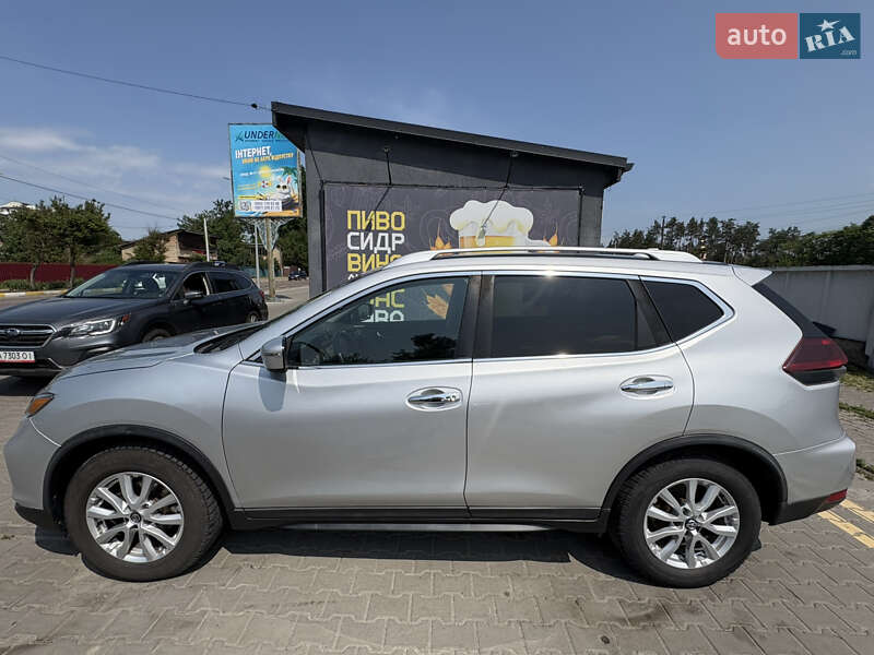 Позашляховик / Кросовер Nissan Rogue 2019 в Києві