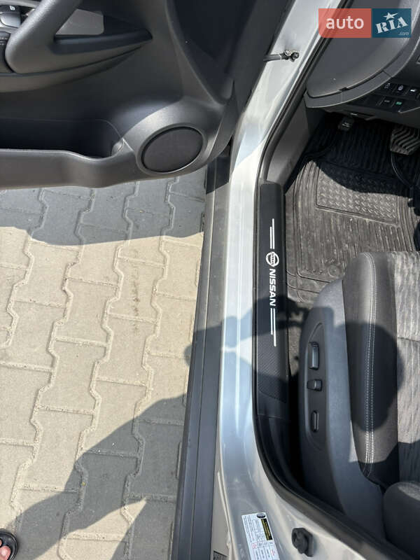 Позашляховик / Кросовер Nissan Rogue 2019 в Києві