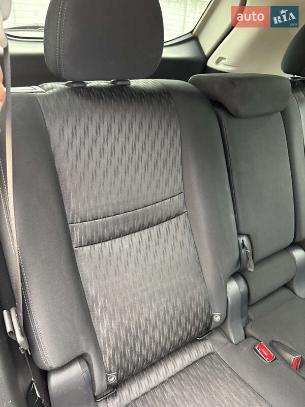 Позашляховик / Кросовер Nissan Rogue 2019 в Києві