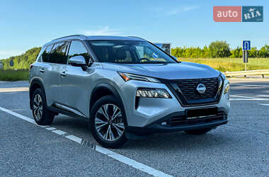 Внедорожник / Кроссовер Nissan Rogue 2021 в Львове