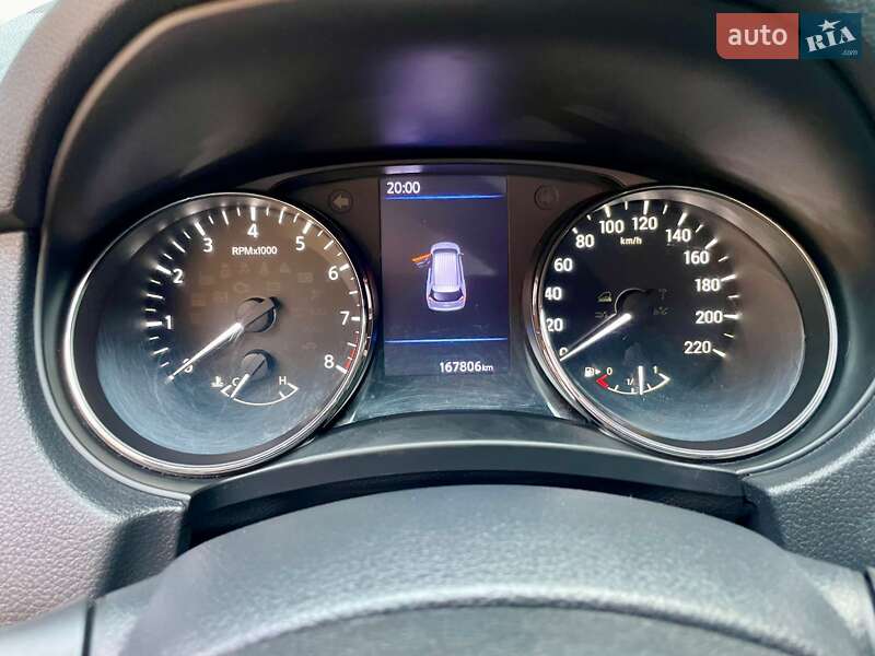 Позашляховик / Кросовер Nissan Rogue 2017 в Чернігові