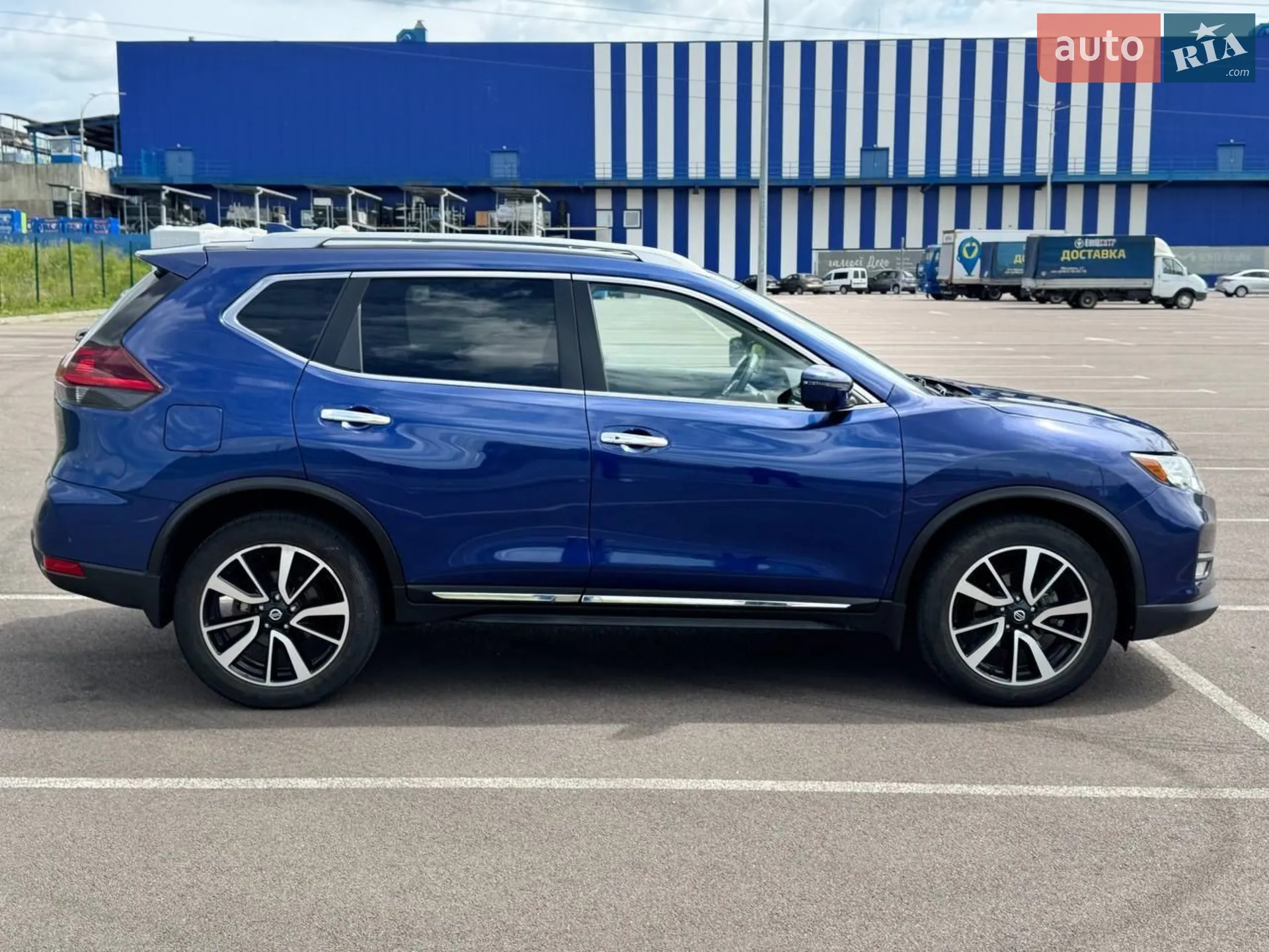 2019 Nissan Rogue - мініатюра 4