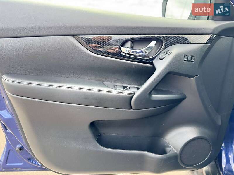 Позашляховик / Кросовер Nissan Rogue 2019 в Рівному