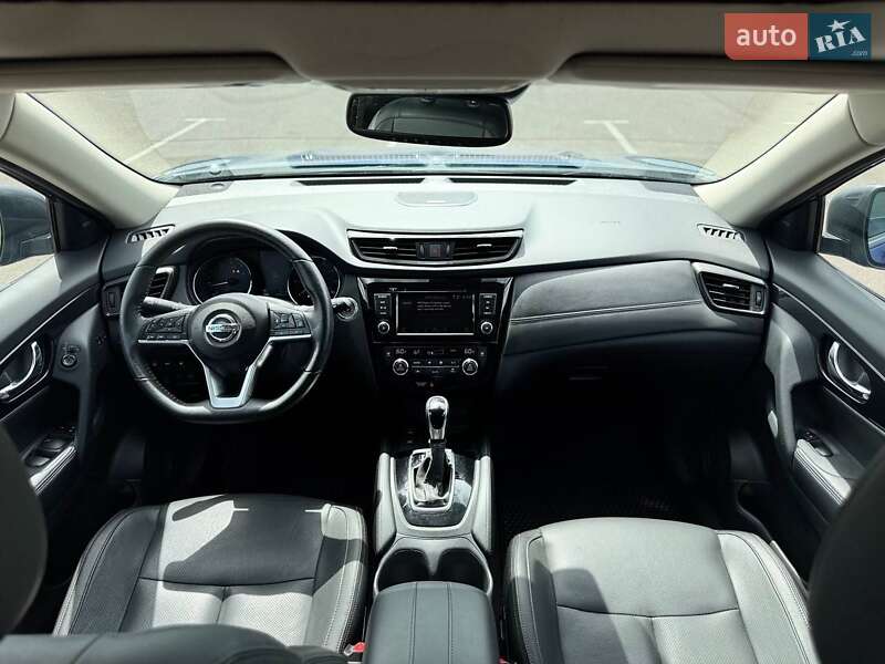 Позашляховик / Кросовер Nissan Rogue 2019 в Рівному