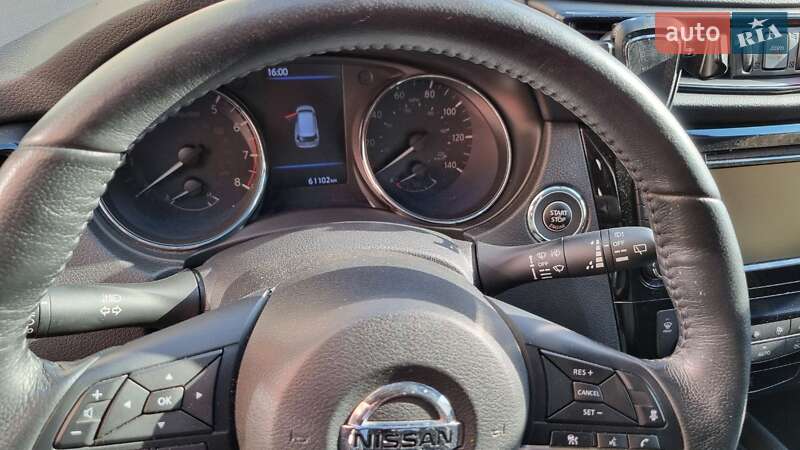 Позашляховик / Кросовер Nissan Rogue 2018 в Львові