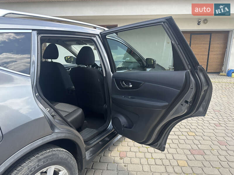 Позашляховик / Кросовер Nissan Rogue 2016 в Буську фото 11 Позашляховик / Кросовер Nissan Rogue 2016 в Буську