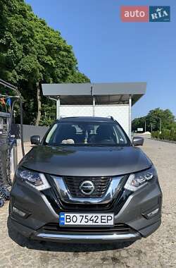 Внедорожник / Кроссовер Nissan Rogue 2018 в Тернополе