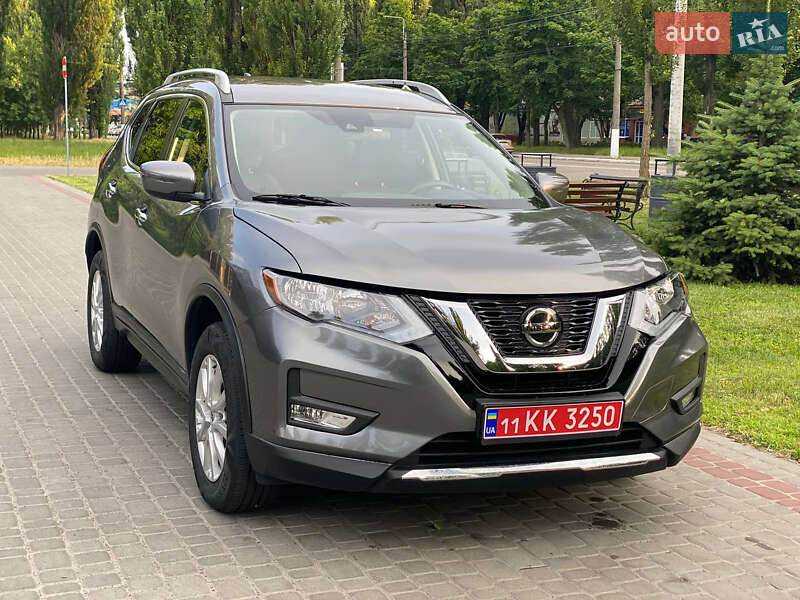 Позашляховик / Кросовер Nissan Rogue 2020 в Кременчуці