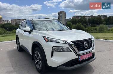 Внедорожник / Кроссовер Nissan Rogue 2020 в Ровно