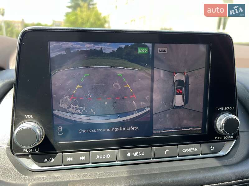 Внедорожник / Кроссовер Nissan Rogue 2020 в Ровно