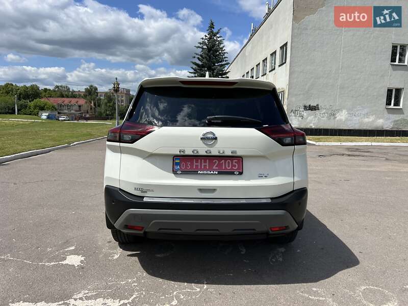 Внедорожник / Кроссовер Nissan Rogue 2020 в Ровно