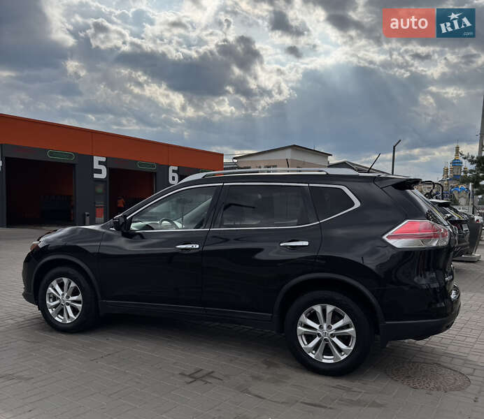 Внедорожник / Кроссовер Nissan Rogue 2016 в Харькове