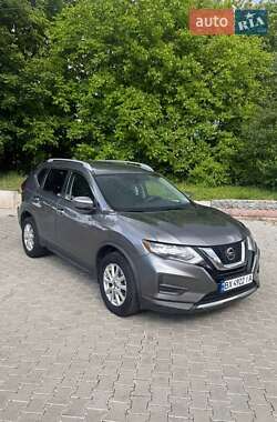 Позашляховик / Кросовер Nissan Rogue 2018 в 