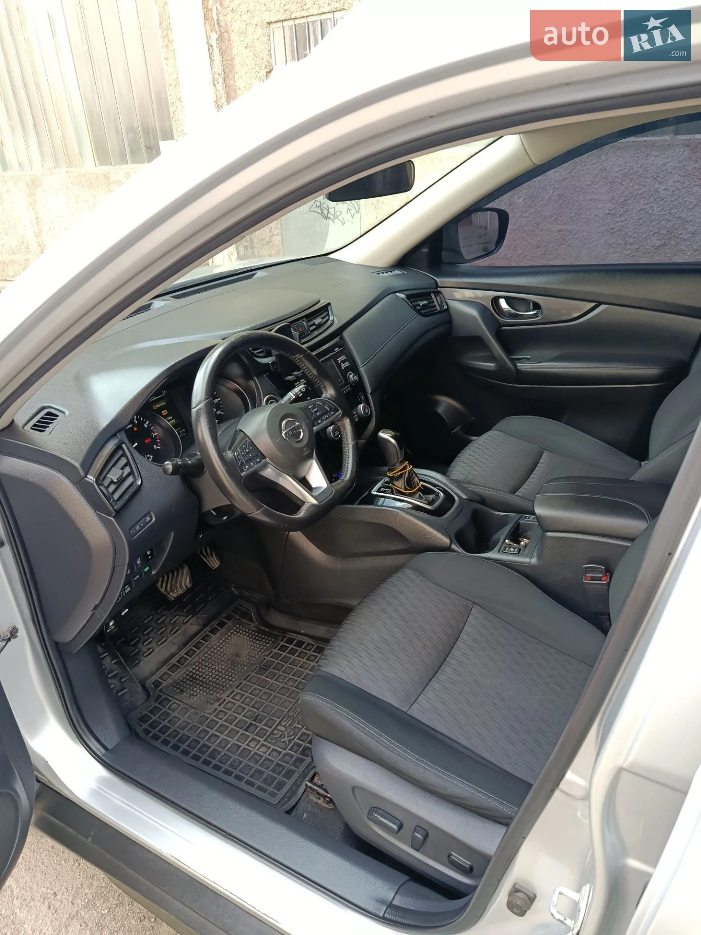 2016 Nissan Rogue - мініатюра 21