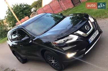 Внедорожник / Кроссовер Nissan Rogue 2016 в Белой Церкви