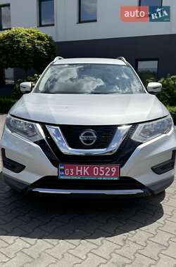 Позашляховик / Кросовер Nissan Rogue 2018 в Львові