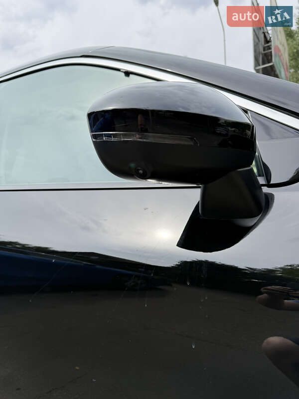 Внедорожник / Кроссовер Nissan Rogue 2021 в Одессе