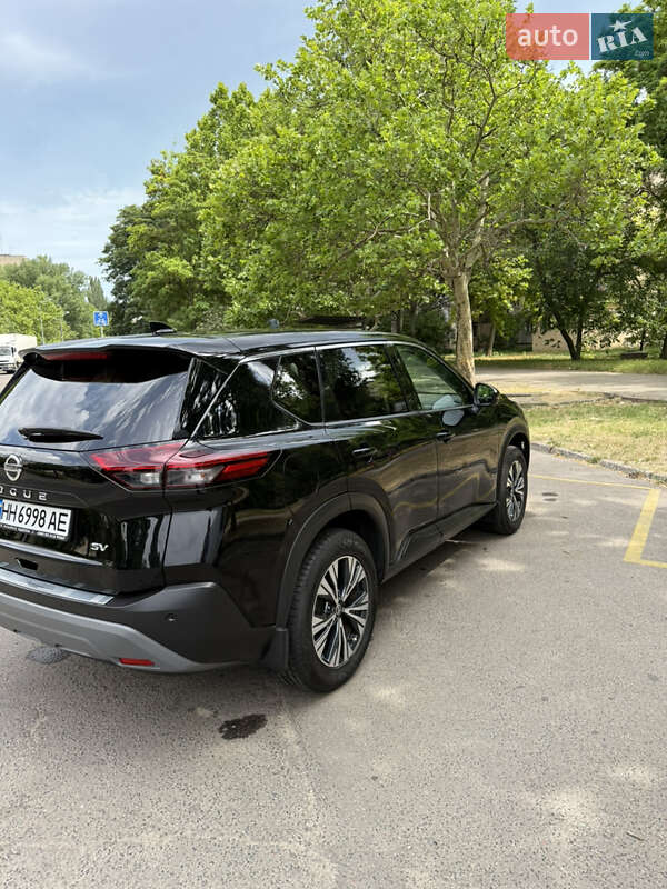 Внедорожник / Кроссовер Nissan Rogue 2021 в Одессе