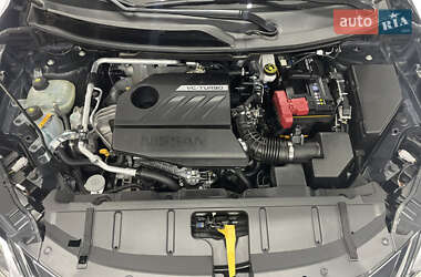 Внедорожник / Кроссовер Nissan Rogue 2023 в 