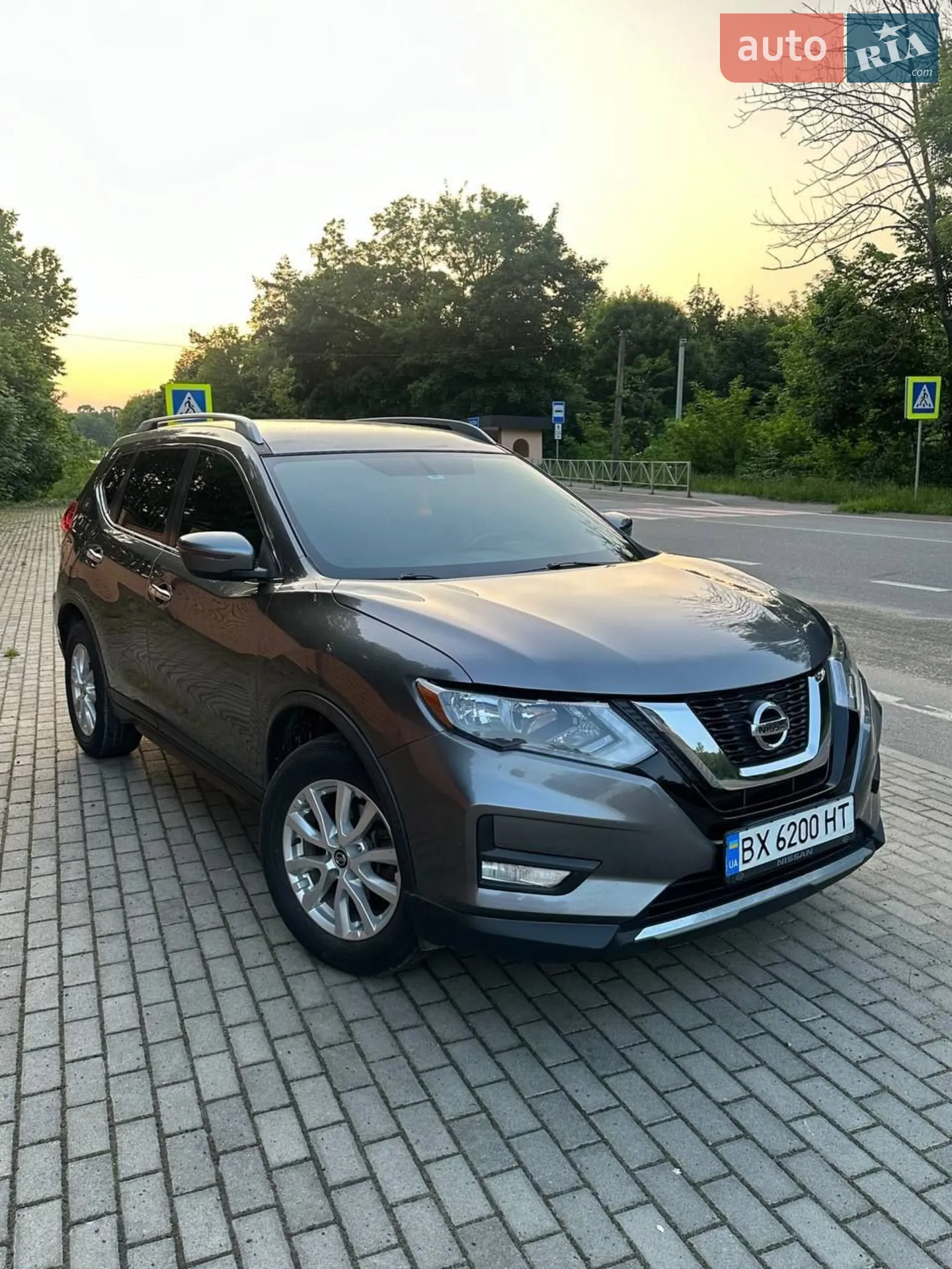 2016 Nissan Rogue - мініатюра 2