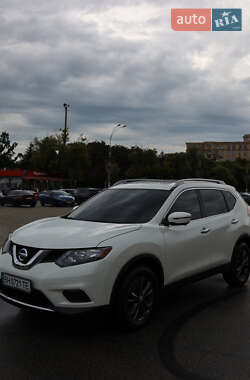 Внедорожник / Кроссовер Nissan Rogue 2016 в Харькове