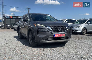 Внедорожник / Кроссовер Nissan Rogue 2023 в Львове