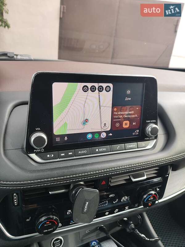 Позашляховик / Кросовер Nissan Rogue 2021 в Дніпрі