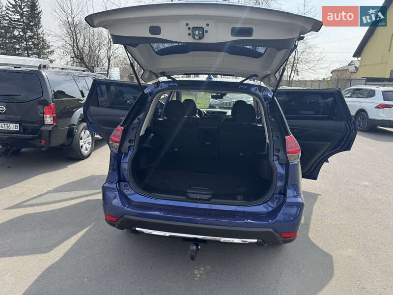 Позашляховик / Кросовер Nissan Rogue 2020 в Дрогобичі