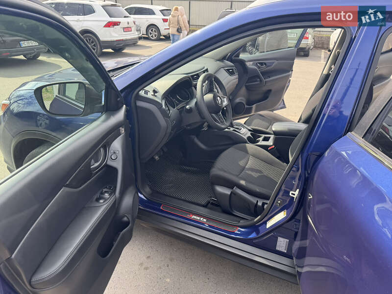 Позашляховик / Кросовер Nissan Rogue 2020 в Дрогобичі