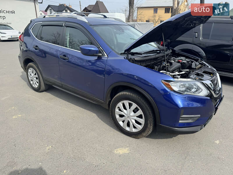 Позашляховик / Кросовер Nissan Rogue 2020 в Дрогобичі