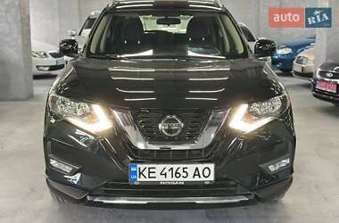 Позашляховик / Кросовер Nissan Rogue 2018 в Кам'янському