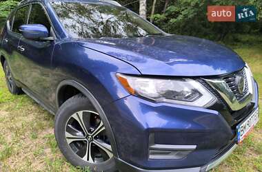 Внедорожник / Кроссовер Nissan Rogue 2020 в 